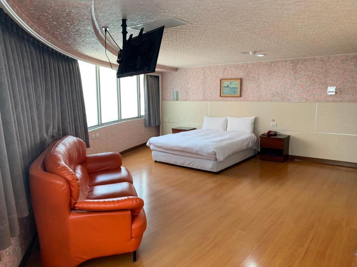 Long Siang Hotel Каосюн Екстериор снимка