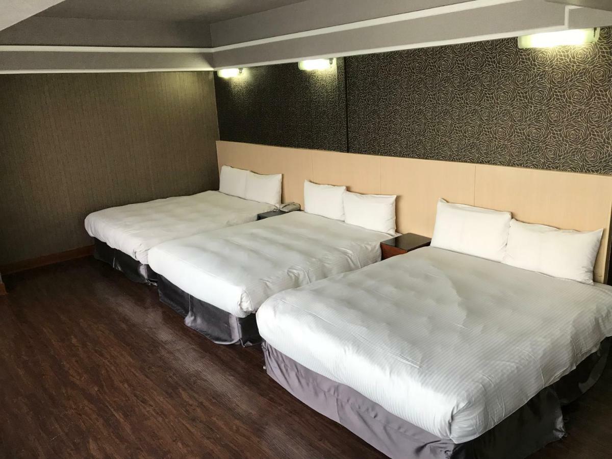 Long Siang Hotel Каосюн Екстериор снимка